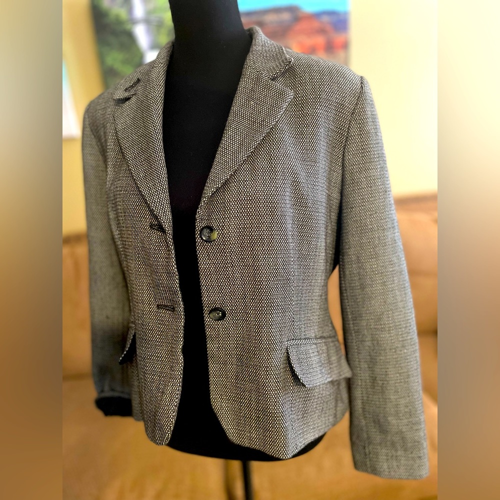 Harve Benard Gray Blazer